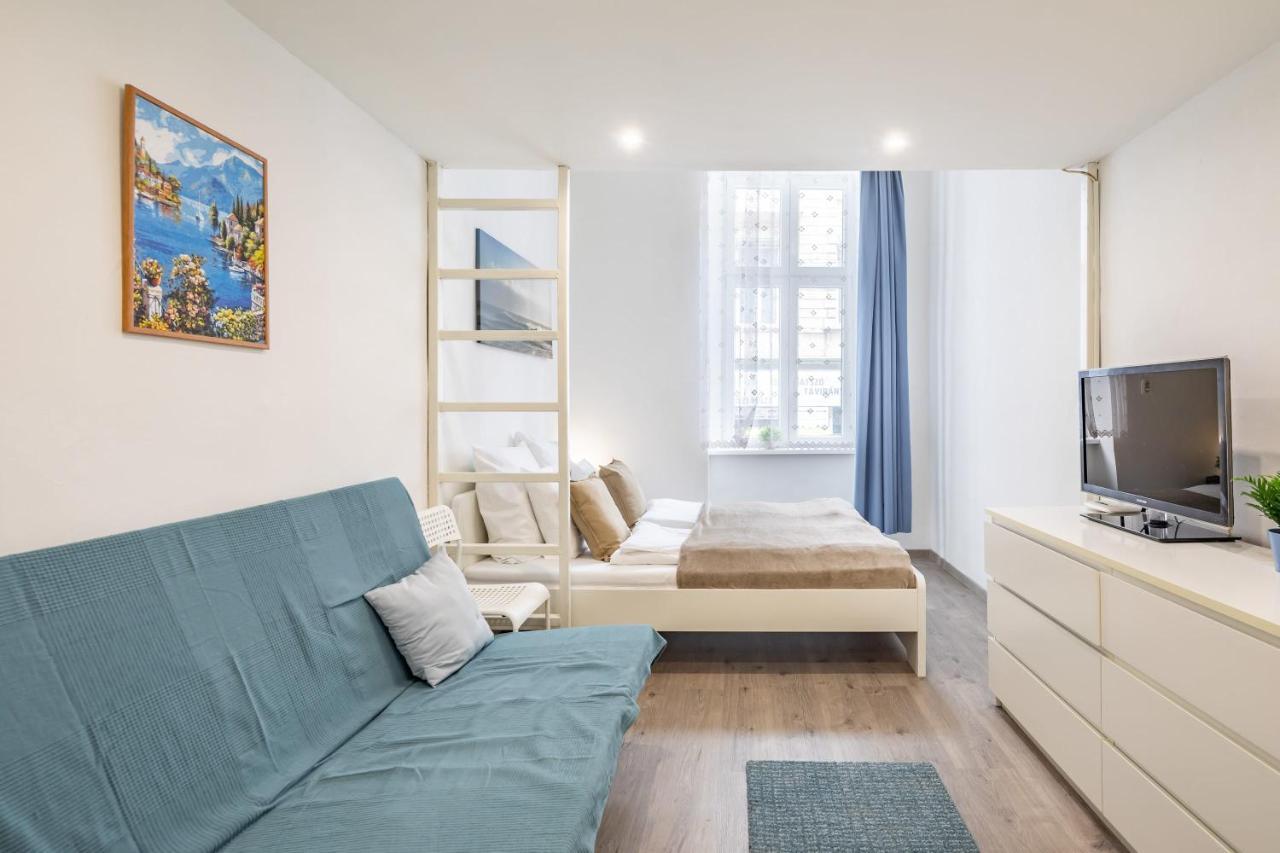 Simple And Central A C Home Boedapest Buitenkant foto