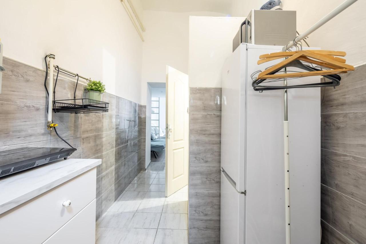Simple And Central A C Home Boedapest Buitenkant foto